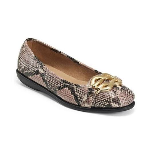 AEROSOLES Shoes - Aerosoles Big Bet Women’s Slip On Ballet Flat Natural Snake Print Size 12W